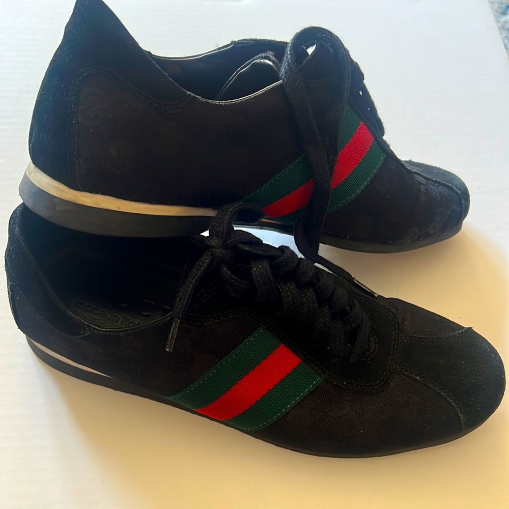 Men’s Black Gucci Casual Sneakers (US Size 8/EU Size 41)